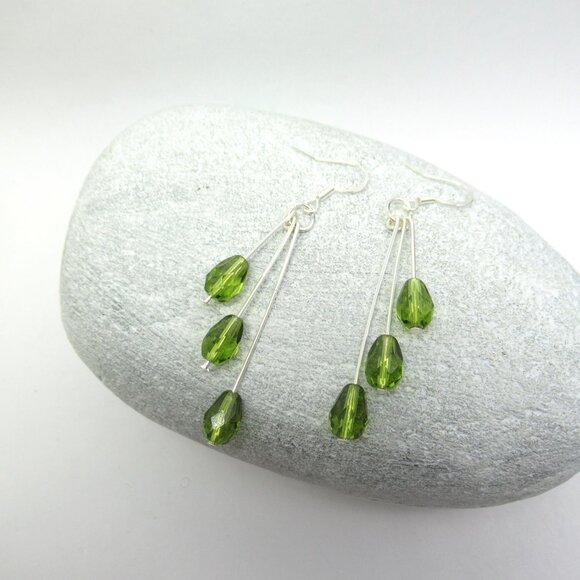 Czech glass dangle earrings - Picture 1 of 8